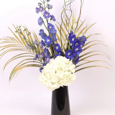 Heavenly Blooms: Flower Vase Arrangement